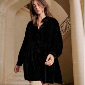 Sézane Sybelle Black Velvet Dress